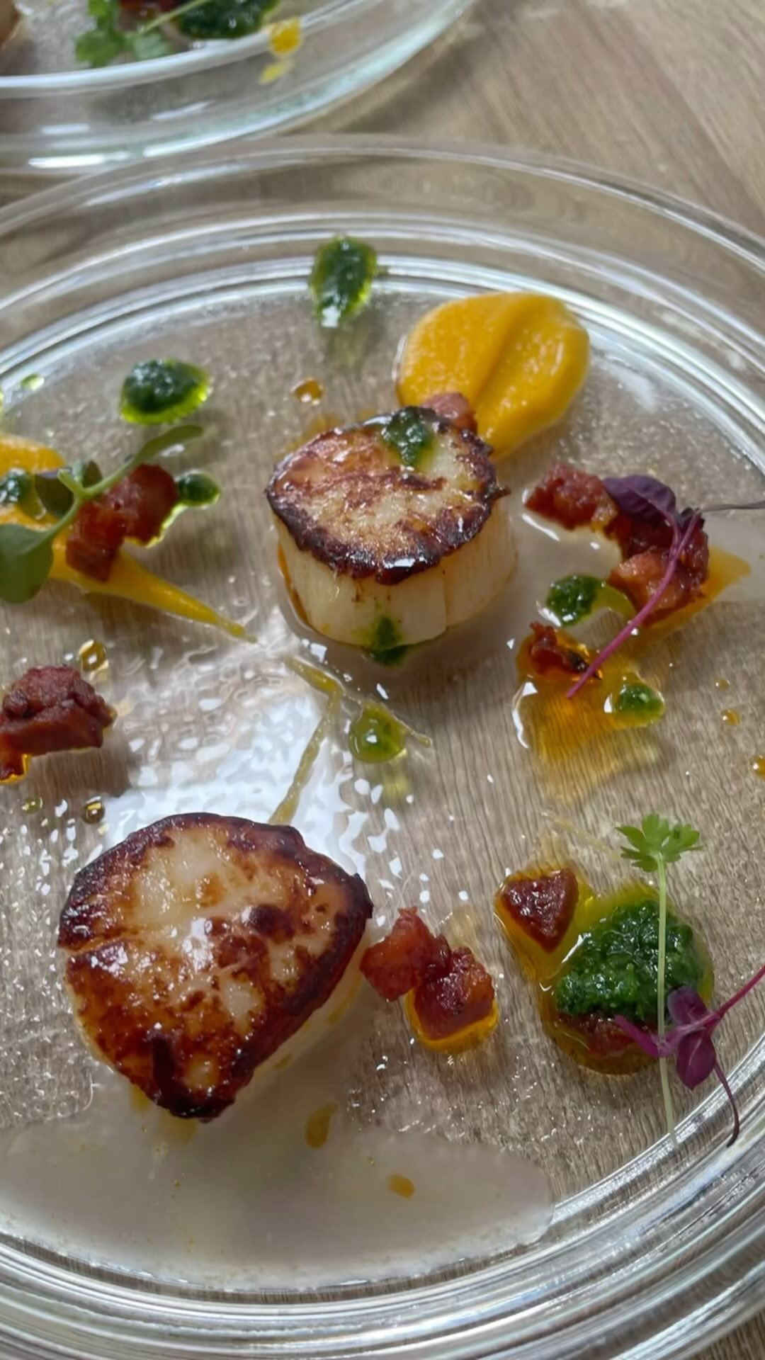 Last weekends Wedding tasting menu for a summer wedding this year, followed by a spring wedding tasting menu, lets Go Go 💪🙌. At Private Chef Experience HQ, we love using local produce and creating a unique experience for every client. Get yourself booked in, and create your own tailored menu. #Weddingcatering#Privatedinning